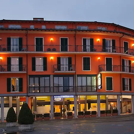 מלון Dei Fiori 3*