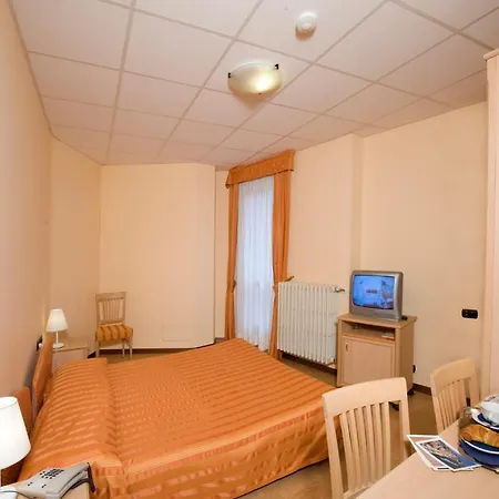 Hotel Dei Fiori 3*