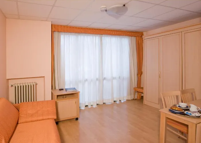 Dei Fiori מלון באוונו